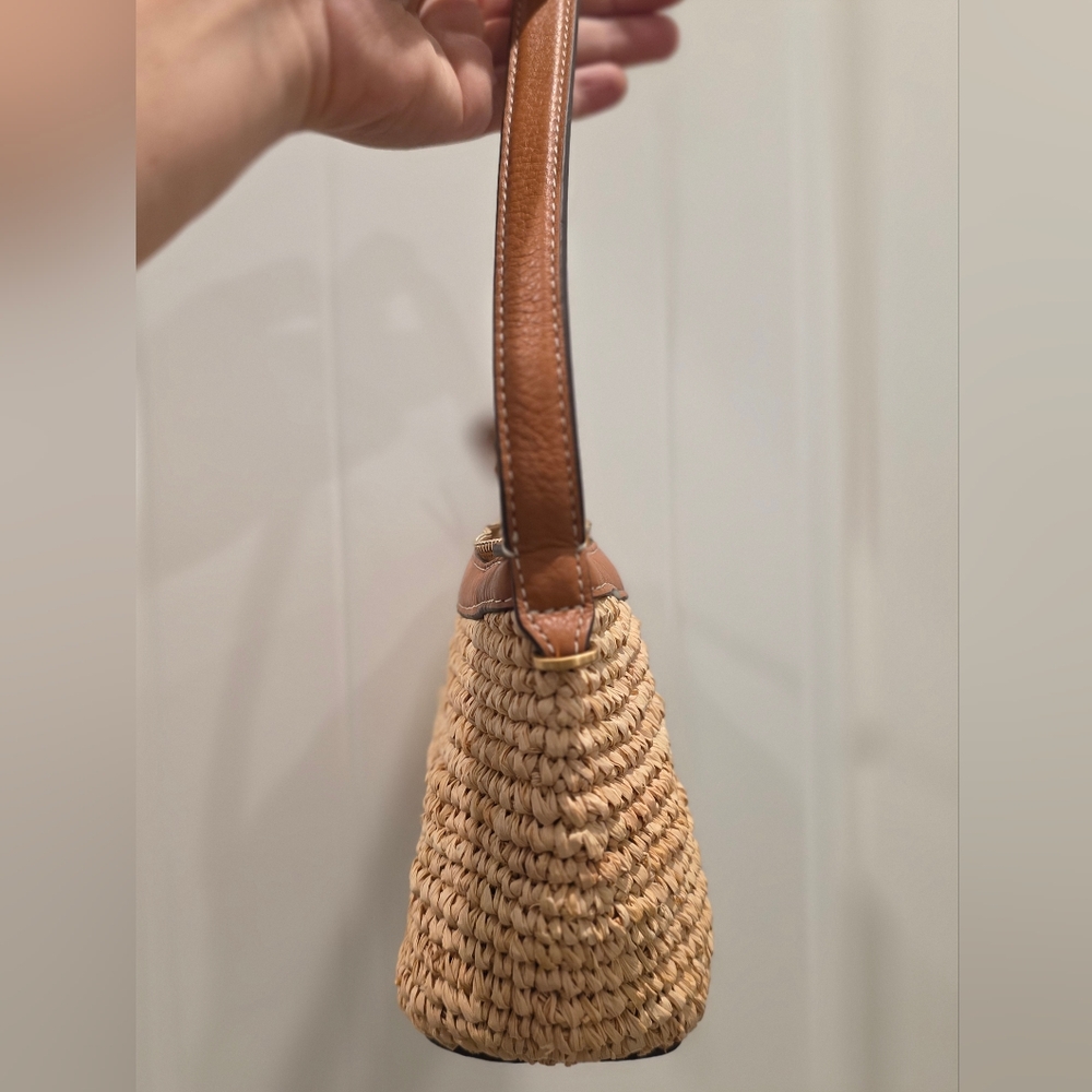 Vera Bradley Tan Woven Shoulder Bag Excellent Condition - Picture 2 of 11